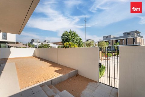 Βίλα σε Dubai, ΗΑΕ 5 υπνοδωμάτια, 330 τ.μ. Αρ. 668867 - φωτογραφία 3