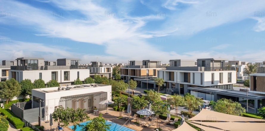 Willa w Dubai, ZEA 5 sypialnie, 330 mkw. nr 668867