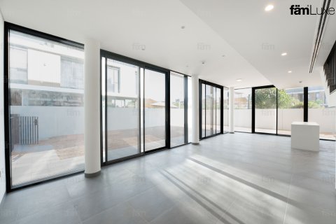 Willa do wynajęcia w Dubai, ZEA 5 sypialnie, 330 mkw., nr 668867 - zdjęcie 4