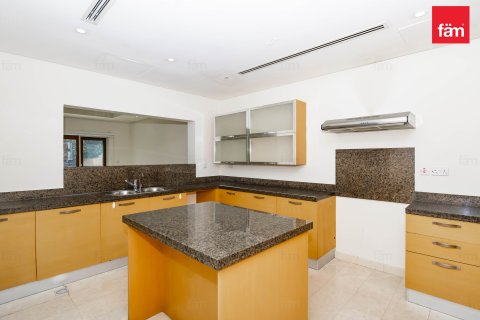 Rijtjeshuis te koop in Al Furjan, Dubai, VAE 3 slaapkamers, 224 vr.m., nr 687587 - foto 18