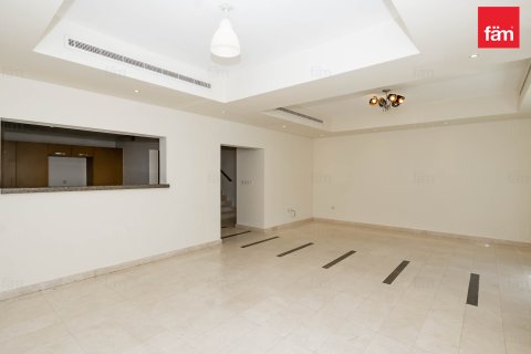 Rijtjeshuis te koop in Al Furjan, Dubai, VAE 3 slaapkamers, 224 vr.m., nr 687587 - foto 4