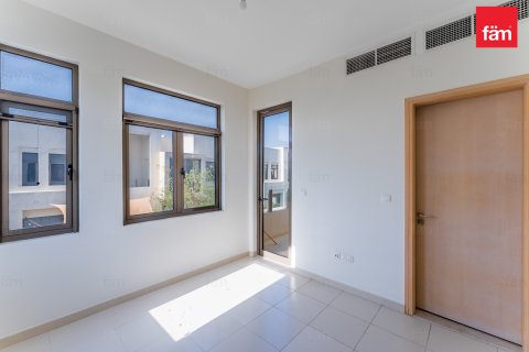 Üürile anda villa asukohaga Reem, Dubai, AÜE: 3 magamistoaga, 307.4 m² Nr 687584 - pilt 14