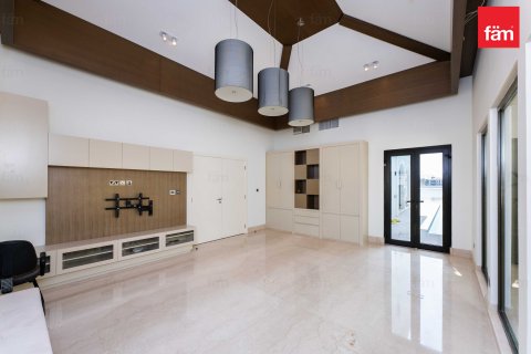 Villa à louer à Palm Jumeirah, Dubai, EAU 5 chambres, 622.6 m2 № 641635 - photo 10
