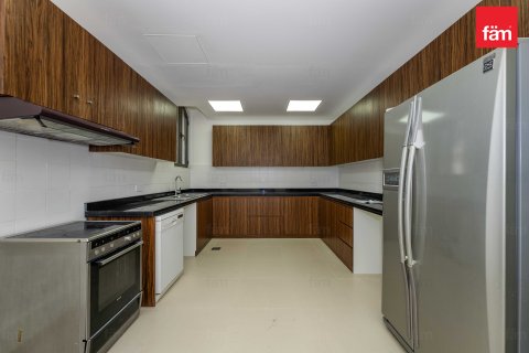 Villa à louer à Palm Jumeirah, Dubai, EAU 5 chambres, 622.6 m2 № 641635 - photo 20