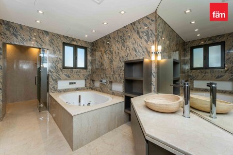 Villa para arrendamento em Palm Jumeirah, Dubai, EAU 5 quartos, 680.6 m2 № 641635 - foto 13