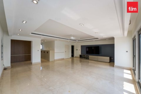 Villa para arrendamento em Palm Jumeirah, Dubai, EAU 5 quartos, 680.6 m2 № 641635 - foto 9