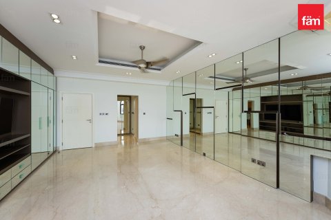 Villa en alquiler en Palm Jumeirah, Dubai, EAU 5 dormitorios, 680.6 m2 № 641635 - foto 27