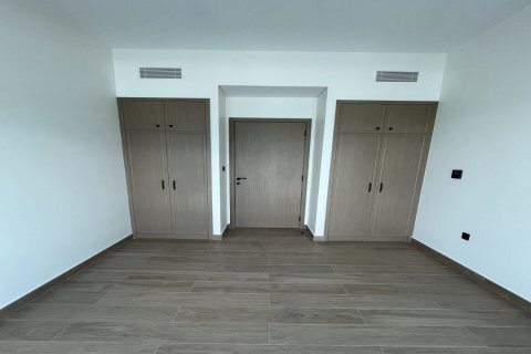 Villa te huur in Damac Lagoons, Dubai, VAE 5 slaapkamers, 144 vr.m., nr 677344 - foto 2