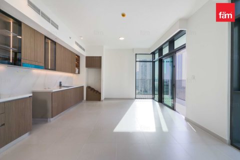Korter asukohaga Dubai, AÜE: 2 magamistoaga, 102.4 m² Nr 686294