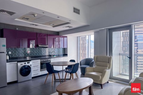 Apartmen di Dubai Marina, UAE 1 bilik tidur, 70.7 meter persegi № 686297 - foto 5