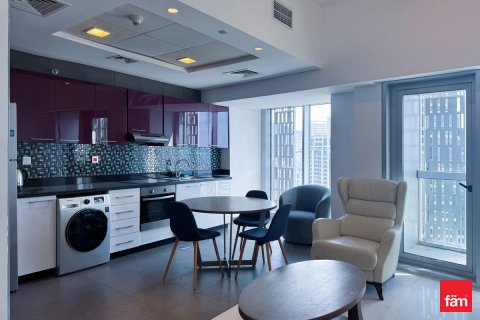 Apartmen di Dubai Marina, UAE 1 bilik tidur, 70.7 meter persegi № 686297 - foto 8