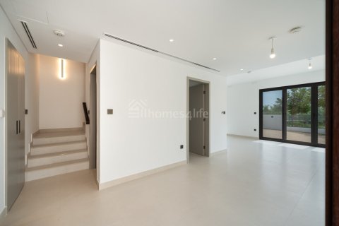 Tilal Al Ghaf, Dubai, UAE의 판매용 빌라 침실 4개, 232제곱미터 번호 732979 - 사진 2