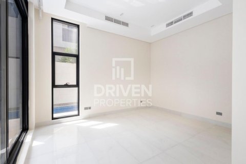 Vila v Nadd Al Sheba, Dubai, SAE 5 spální, 465 m2 č. 655560 - Fotografia 12