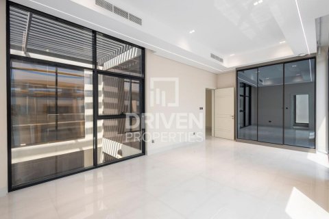 Vila v Nadd Al Sheba, Dubai, SAE 5 spální, 465 m2 č. 655560 - Fotografia 22