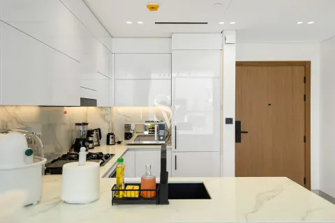 Apartamento en venta en Jumeirah Village Circle, Dubai, EAU 1 dormitorio, 62 m2 № 658345 - foto 17