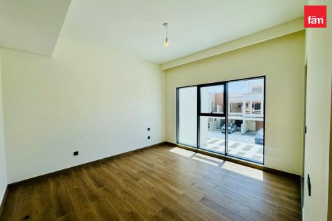Radhus till försäljning i Dubai, UAE 4 sovrum, 211.8 kvm Nr. 751899 - fotografi 3