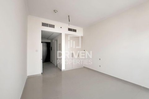 Apartment in DAMAC Hills (Akoya by DAMAC), Dubai, UAE 1 room, 37.63 sq.m. № 767642 - photo 2