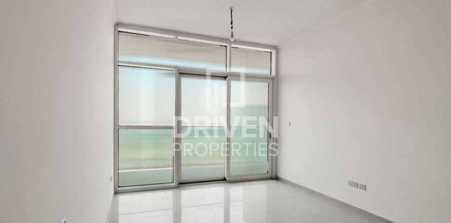 Apartment in DAMAC Hills (Akoya by DAMAC), Dubai, UAE 1 room, 37.63 sq.m. № 767642