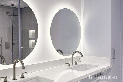 Apartment sa Downtown Dubai (Downtown Burj Dubai), UAE 2 silid-tulugan, 113.2 sq.m. № 670133 - larawan 12