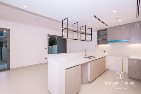 Villa itt: Dubai, EAE, 3 hálószoba, 202.9 m², azonosító: 670135 - fénykép 2