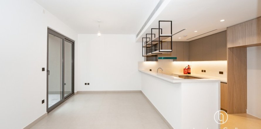 Villa itt: Dubai, EAE, 3 hálószoba, 202.9 m², azonosító: 670135