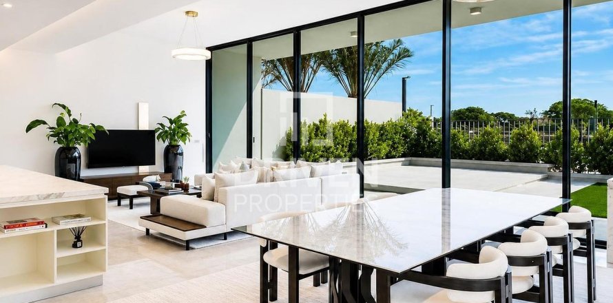 Vilă în Mohammed Bin Rashid City, Dubai, EAU 4 dormitoare, 360.19 mp.  №759473