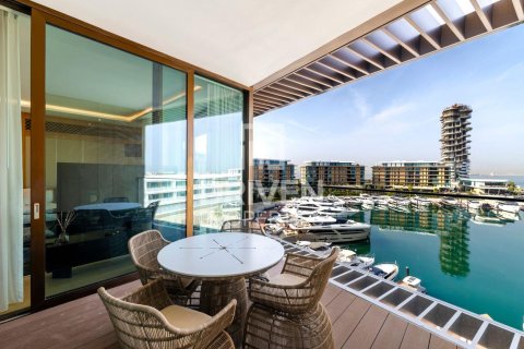 Apartament na sprzedaż w Jumeirah, Dubai, ZEA 3 sypialnie, 250.65 mkw., nr 741857 - zdjęcie 28
