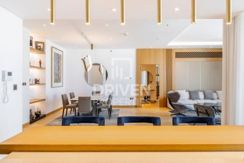 Apartament na sprzedaż w Jumeirah, Dubai, ZEA 3 sypialnie, 250.65 mkw., nr 741857 - zdjęcie 17