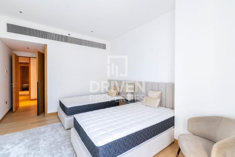Apartament na sprzedaż w Jumeirah, Dubai, ZEA 3 sypialnie, 250.65 mkw., nr 741857 - zdjęcie 11