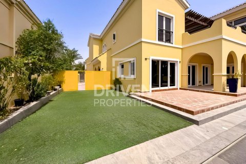 Vila u The Villa, Dubai, UAE 6 spavaćih soba, 944.73 m2 Br. 741854 - fotografija 20
