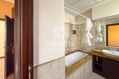 Vila u The Villa, Dubai, UAE 6 spavaćih soba, 944.73 m2 Br. 741854 - fotografija 12
