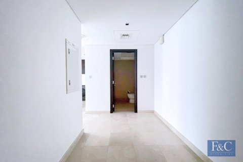 Apartment in DIFC, Dubai, UAE 1 bedroom, 73 sq.m. № 704272 - photo 2
