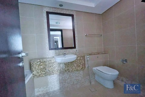 Apartment in DIFC, Dubai, UAE 1 bedroom, 73 sq.m. № 704272 - photo 9