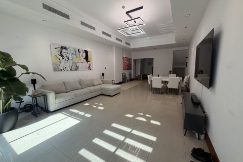 Townhouse sa Palm Jumeirah, Dubai, UAE 3 silid-tulugan, 344 sq.m. № 698811 - larawan 14