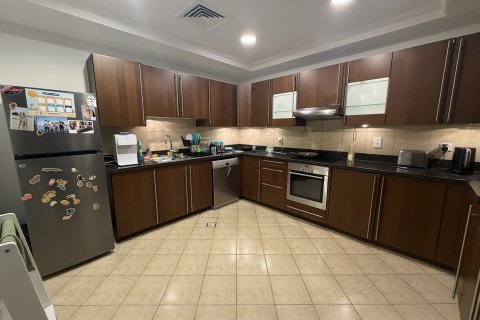 Townhouse sa Palm Jumeirah, Dubai, UAE 3 silid-tulugan, 344 sq.m. № 698811 - larawan 4