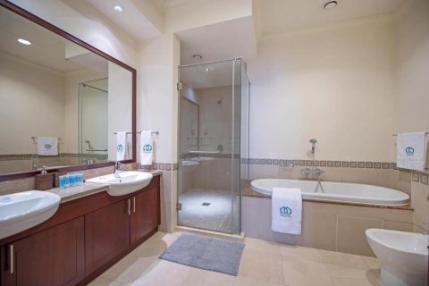 Townhouse sa Palm Jumeirah, Dubai, UAE 3 silid-tulugan, 456 sq.m. № 698820 - larawan 21