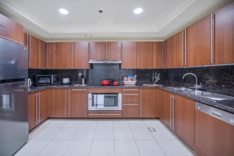 Townhouse sa Palm Jumeirah, Dubai, UAE 3 silid-tulugan, 456 sq.m. № 698820 - larawan 7