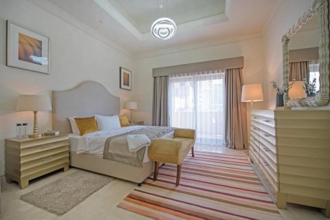 Townhouse sa Palm Jumeirah, Dubai, UAE 3 silid-tulugan, 456 sq.m. № 698820 - larawan 14