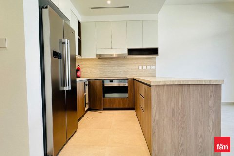 Vilë në Dubai, Emiratet e Bashkuara Arabe 3 dhoma gjumi, 168 m2. № 634594 - Foto 2