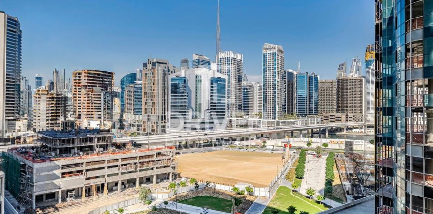 Apartment in Business Bay, Dubai, UAE 1 bedroom, 80 sq.m. № 684103