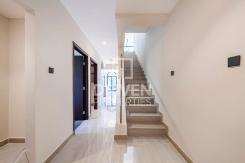 Jumeirah Islands, Dubai, संयुक्त अरब अमीरात में विला, 4 बेडरूम, 487 वर्ग मीटर, संख्या 684449 - फ़ोटो 15