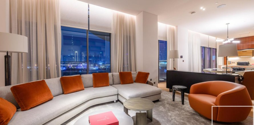 Leilighet i Jumeirah, Dubai, Emiratene 4 soverom, 509 kvm nr. 681053