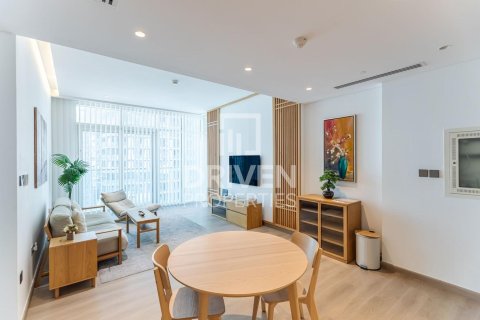 Apartment in Dubai Harbour, Dubai, UAE 1 bedroom, 74.32 sq.m. № 755651 - photo 3