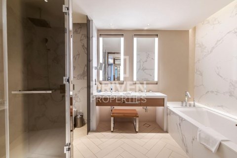 Downtown Dubai (Downtown Burj Dubai)、Dubai、UAE にあるマンション販売中 2ベッドルーム、123.75 m2、No755650 - 写真 12