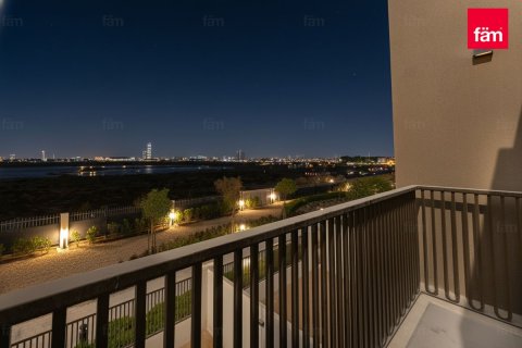 Kuća u nizu u Dubai, UAE 3 spavaćih soba, 164.4 m2 Br. 668923 - fotografija 2