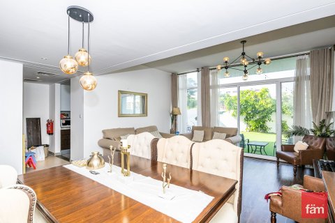 Townhouse di Dubai, UEA 3 kamar tidur, 216.3 m2 nomor 668927 - foto 3