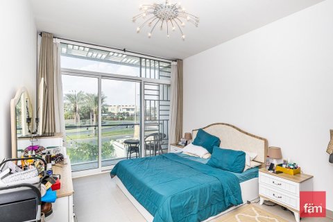 Townhouse di Dubai, UEA 3 kamar tidur, 216.3 m2 nomor 668927 - foto 4