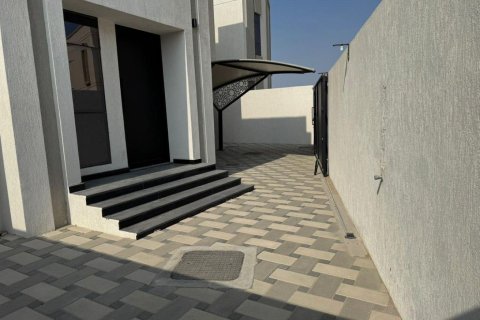 Vila v Al Yasmeen, Ajman, SAE 5 ložnice, 403 m² Č.: 681668 - fotografie 4