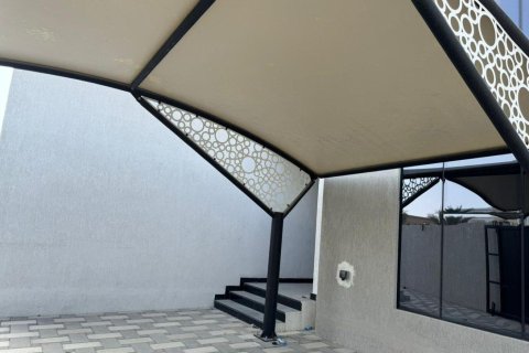 Vila v Al Yasmeen, Ajman, SAE 5 ložnice, 403 m² Č.: 681668 - fotografie 2