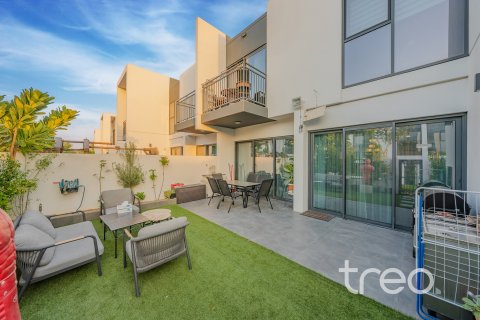 Villa Dubaijā, AAE 3 istabas, 180.79 m2 Nr. 734031